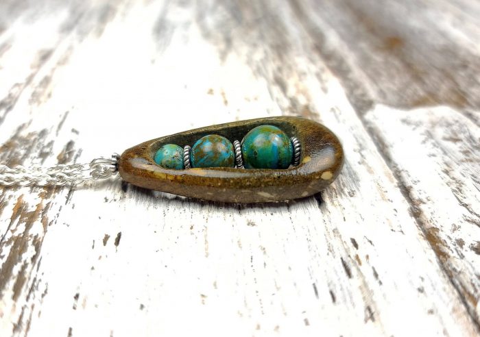 River Rock with Graduated Arizona Turquoise